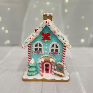 CHRISTMAS 8" TURQUOISE BLUE AND RED LED PEPPERMINT GINGERBREAD HOUSE-NEW